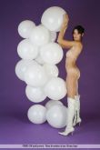 Madeleine_Balloon_Party_009.jpg